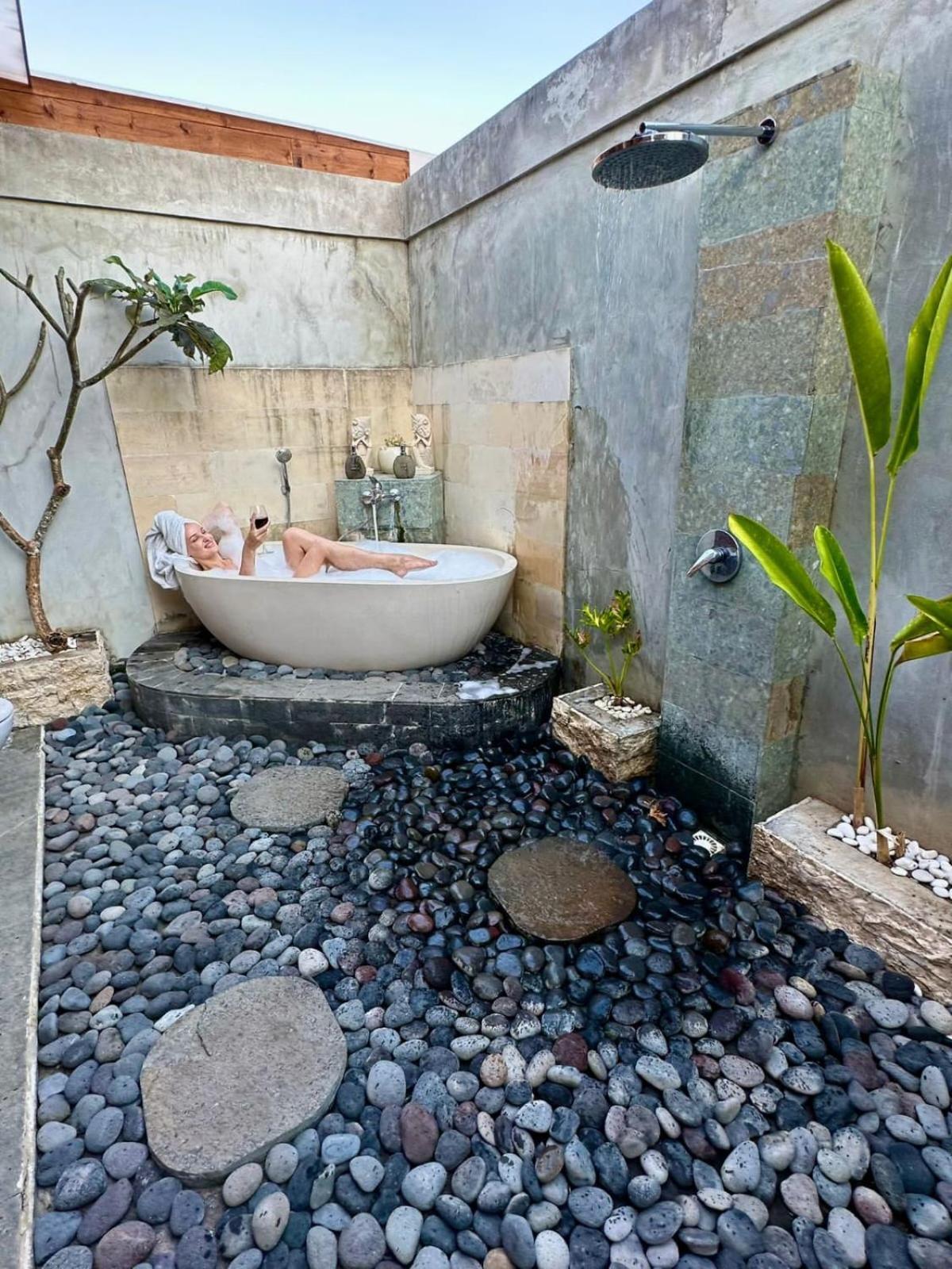 Innora Jungle Resort And Spa Batununggul Extérieur photo