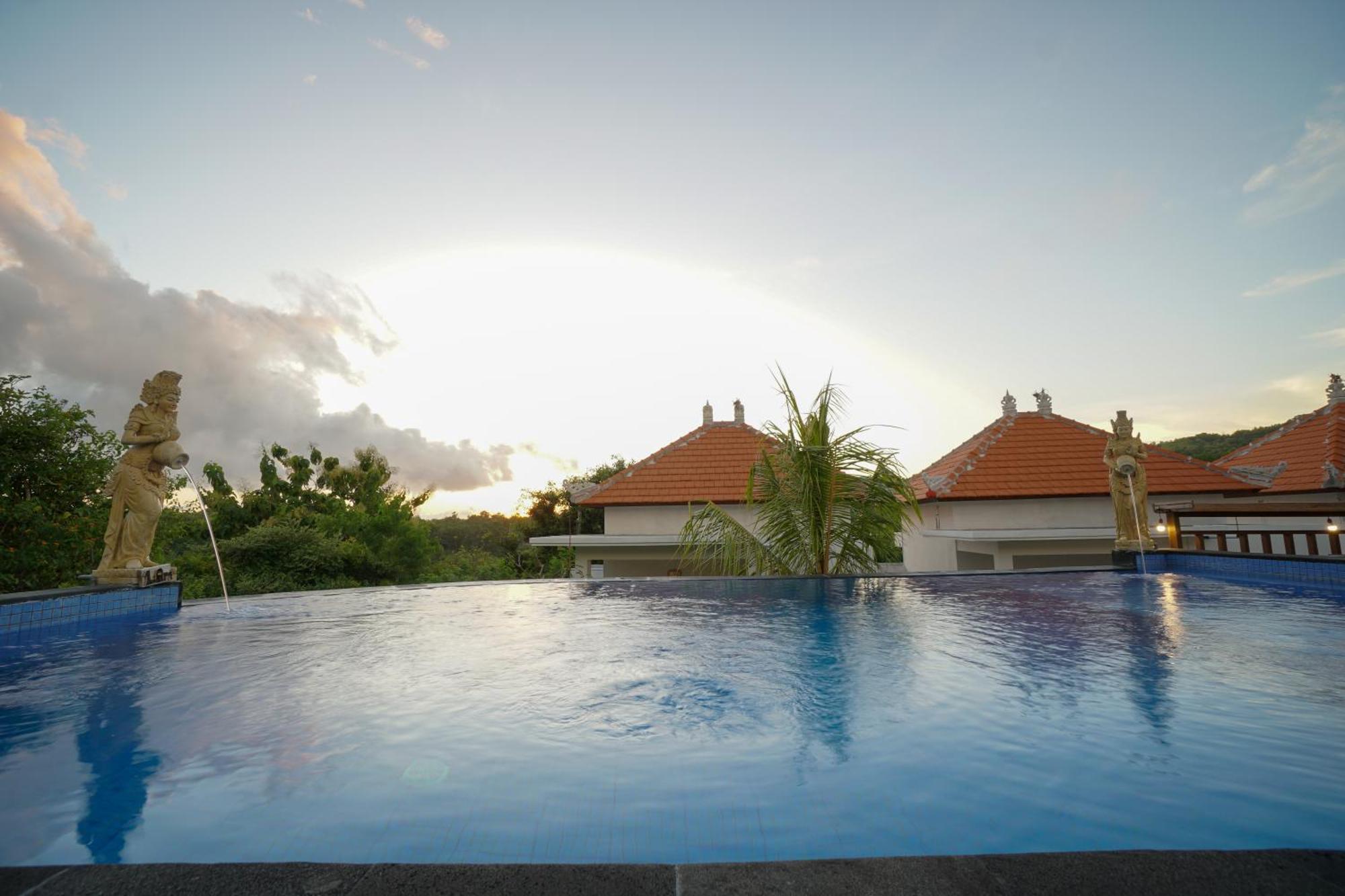 Innora Jungle Resort And Spa Batununggul Extérieur photo